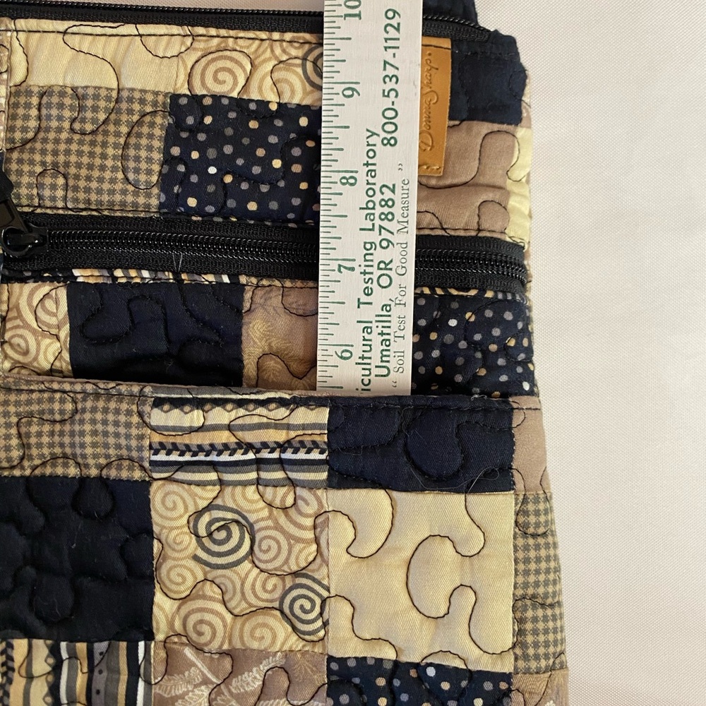 Donna Sharp Patchwork Crossbody Purse With Three … - image 7